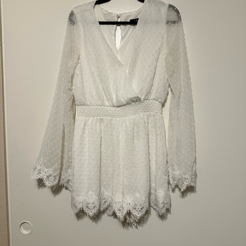 Lulu's White Lace Long Sleeve Romper